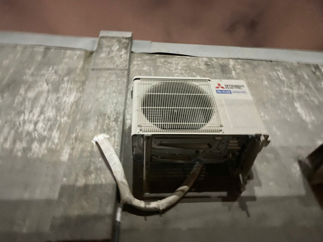 Vị trí lắp đặt dàn nóng máy lạnh Mitsubishi