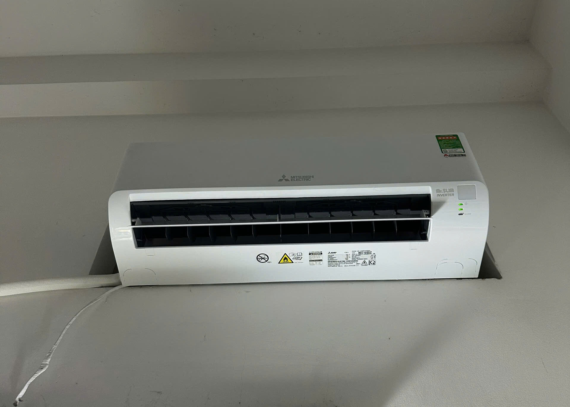 Máy lạnh Mitsubishi Electric MSY-JA35VF sau khi lắp đặt cho khách